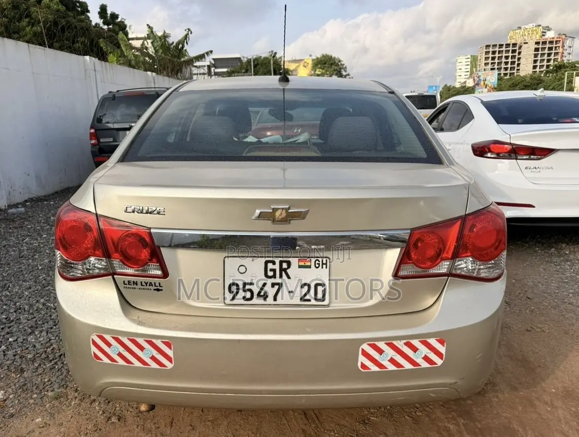Chevrolet Cruze 2012 Brown