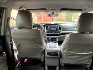 Toyota Highlander 2015 Black