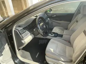 Toyota Camry LE 4dr Sedan (2.5L 4cyl 6A) 2013 Black