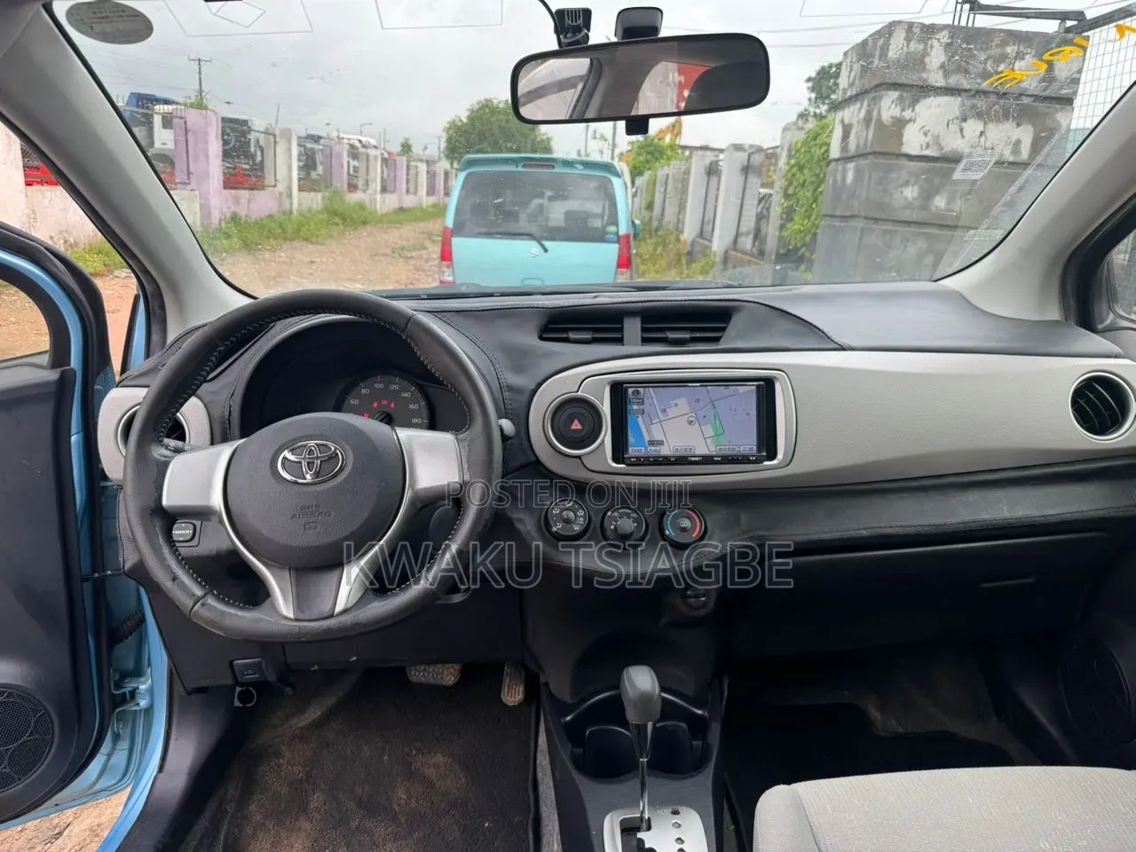 Toyota Vitz 2012