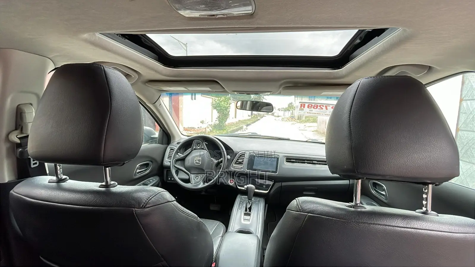 Honda HR-V 4dr SUV (1.5L 4cyl CVT) 2016 Gray