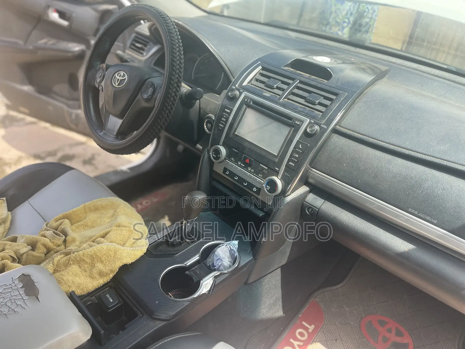 Toyota Camry SE 4dr Sedan (2.5L 4cyl 6A) 2014 White