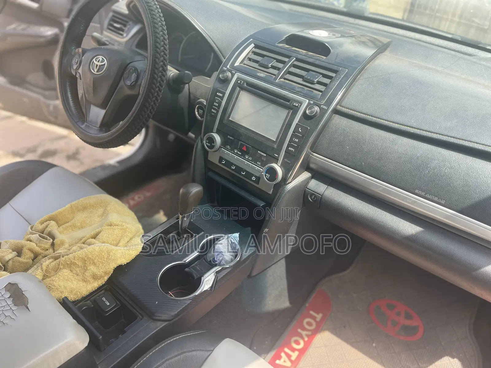 Toyota Camry SE 4dr Sedan (2.5L 4cyl 6A) 2014 White