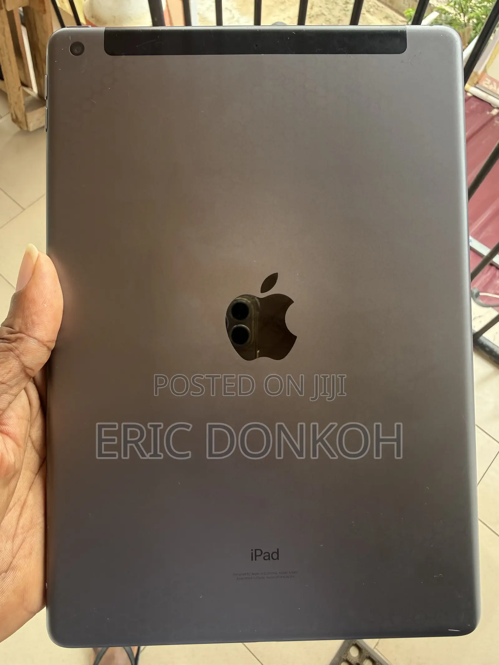 Apple iPad 10.2 (2021) 64 GB Gray