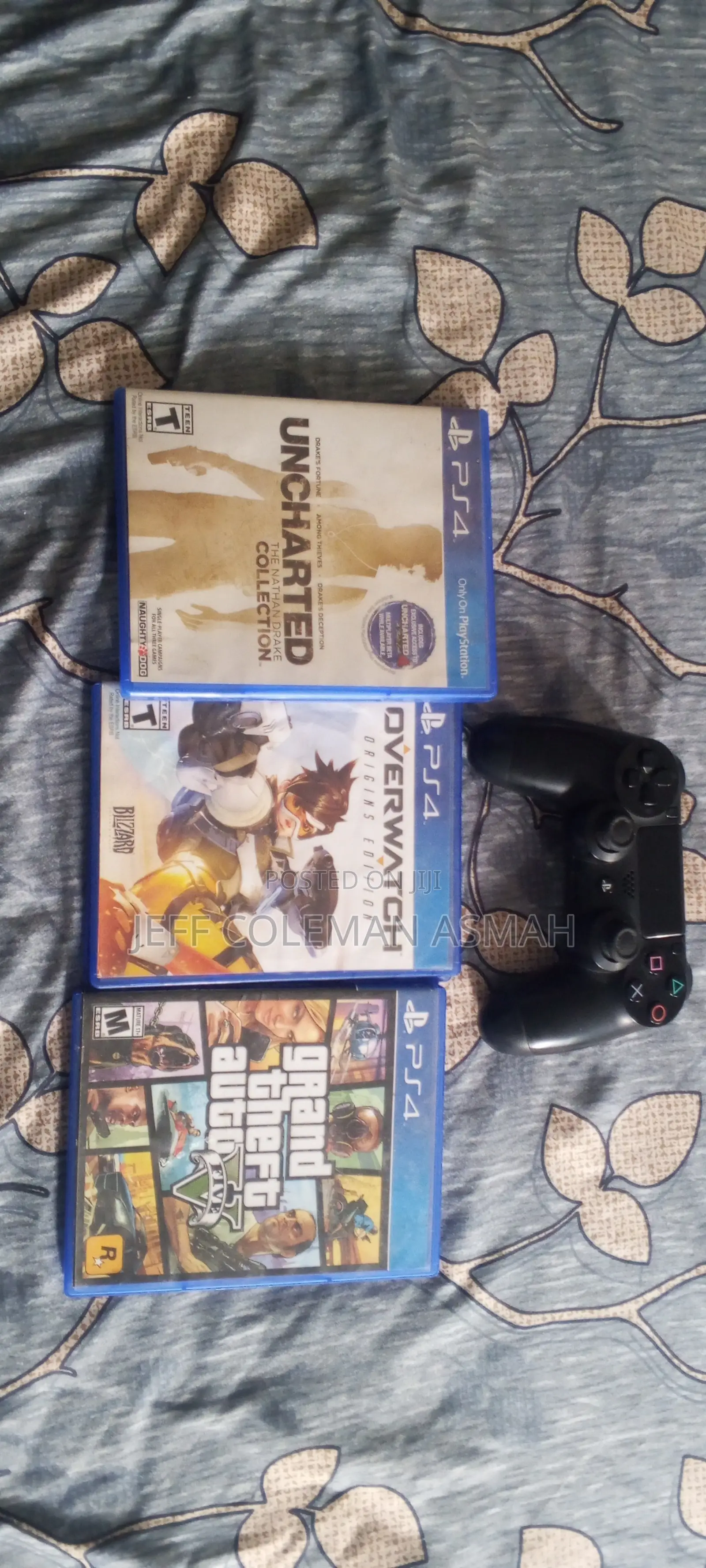 Original Controller and 3 Games 600 Gh