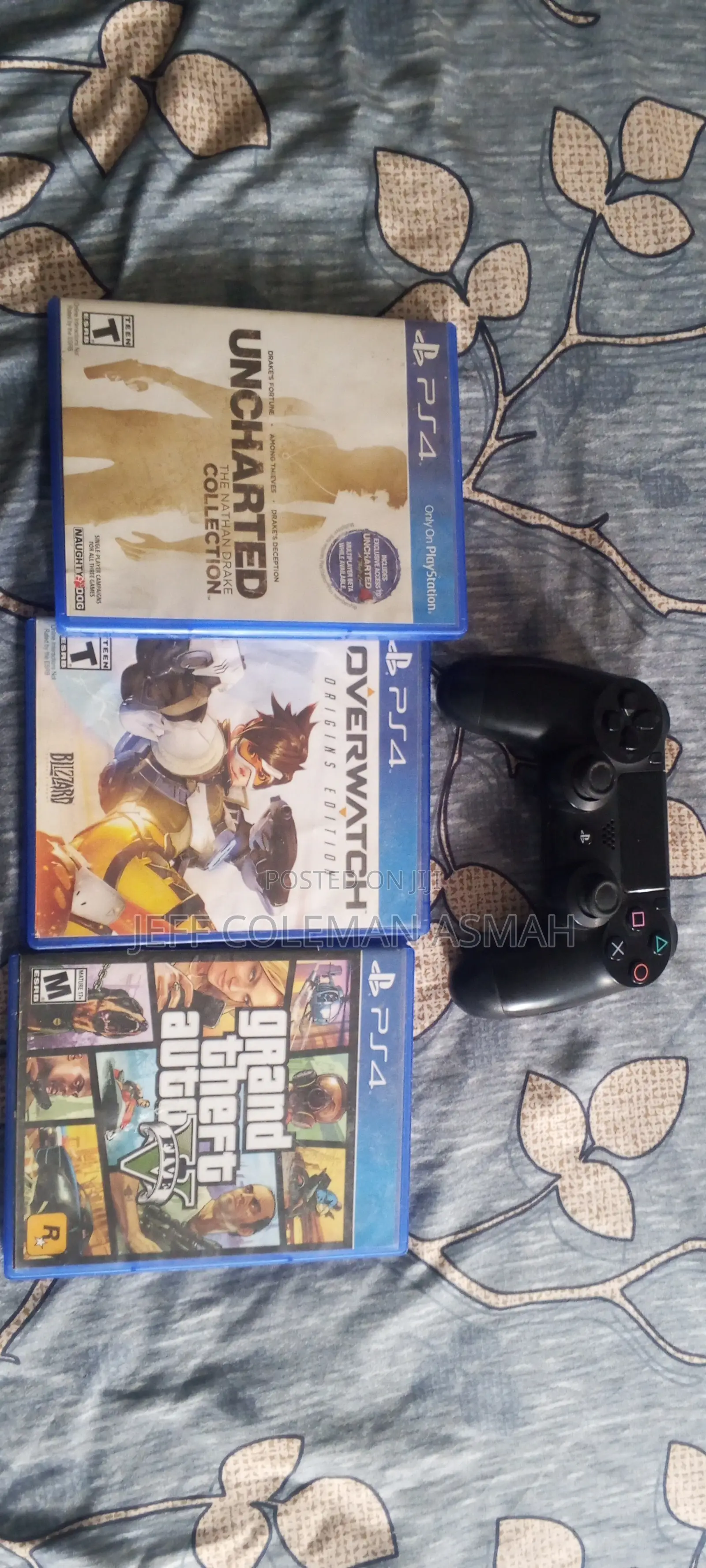 Original Controller and 3 Games 600 Gh
