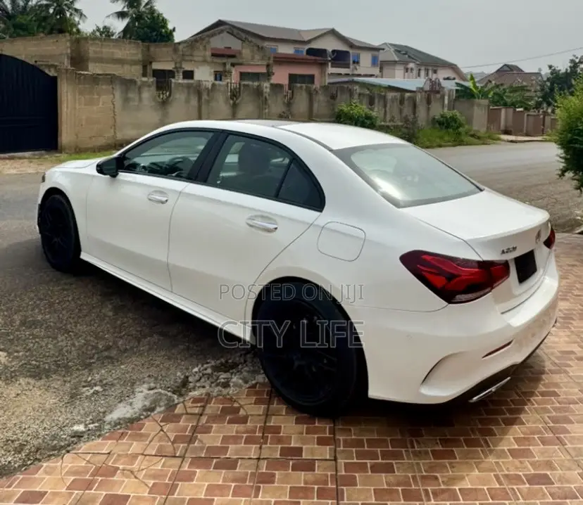 Mercedes-Benz A-Class A 220 4MATIC 2019 White
