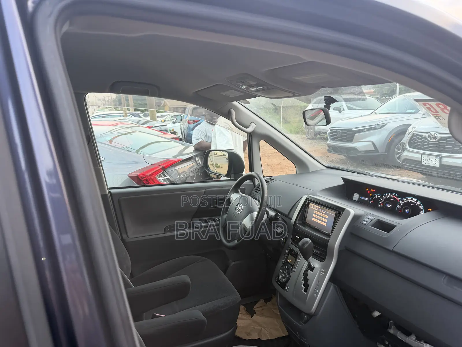 Toyota Voxy 2012 Blue