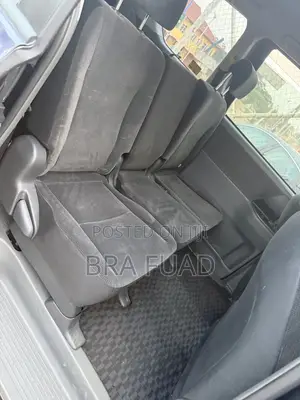 Toyota Voxy 2012 Blue