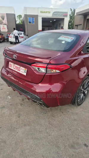 Toyota Corolla 2022 Burgundy
