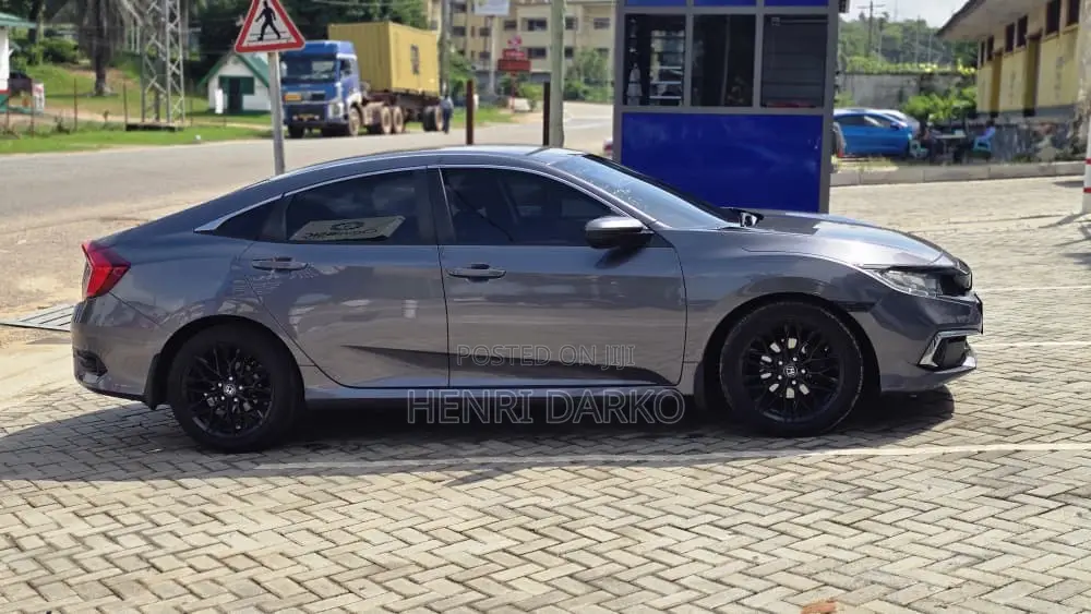 Honda Civic LX Sedan 2020 Gray