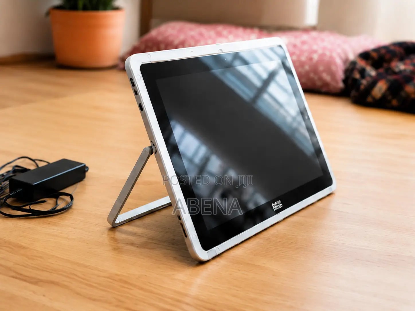 New Tablet 8 GB White
