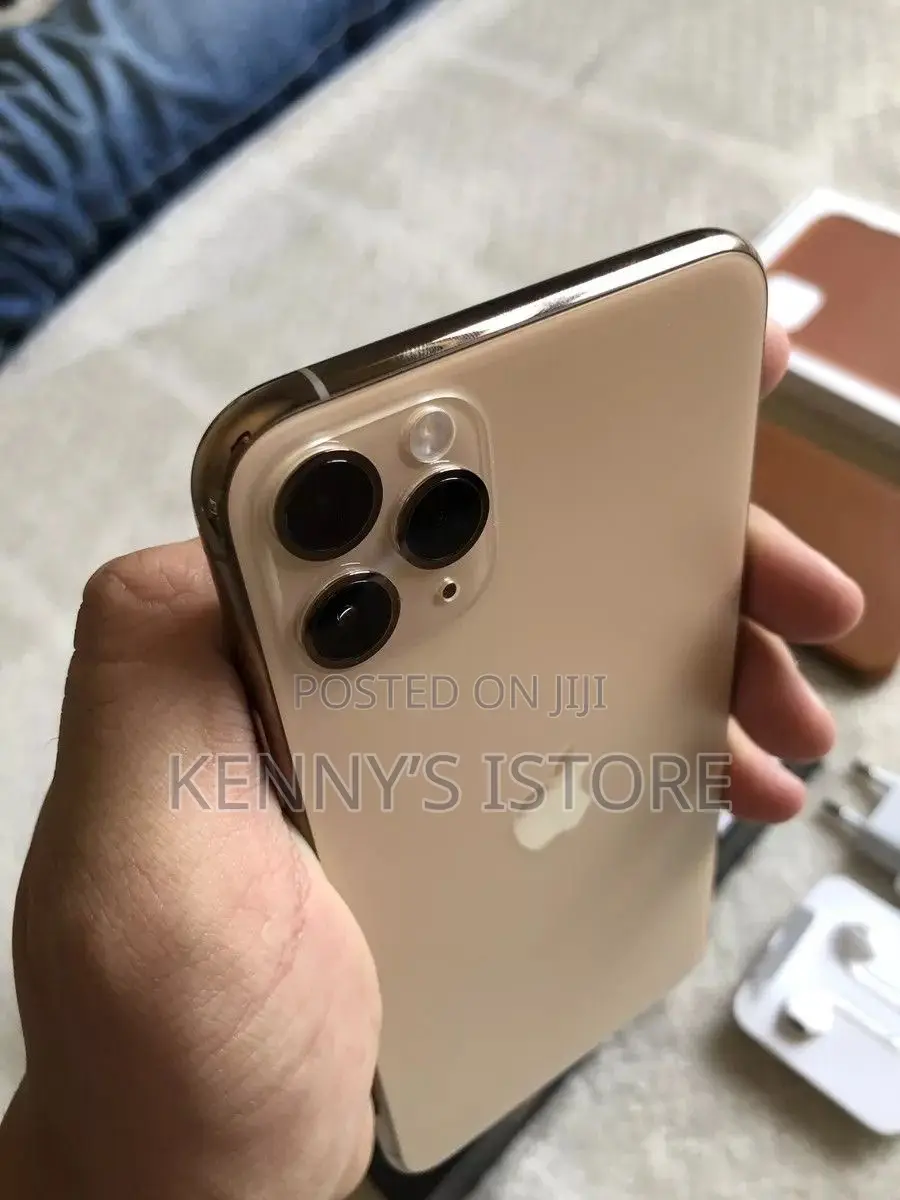 New Apple iPhone 11 Pro Max 64 GB Gold