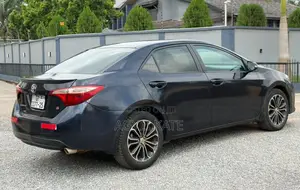 Toyota Corolla S 4dr Sedan (1.8L 4cyl CVT) 2015 Black