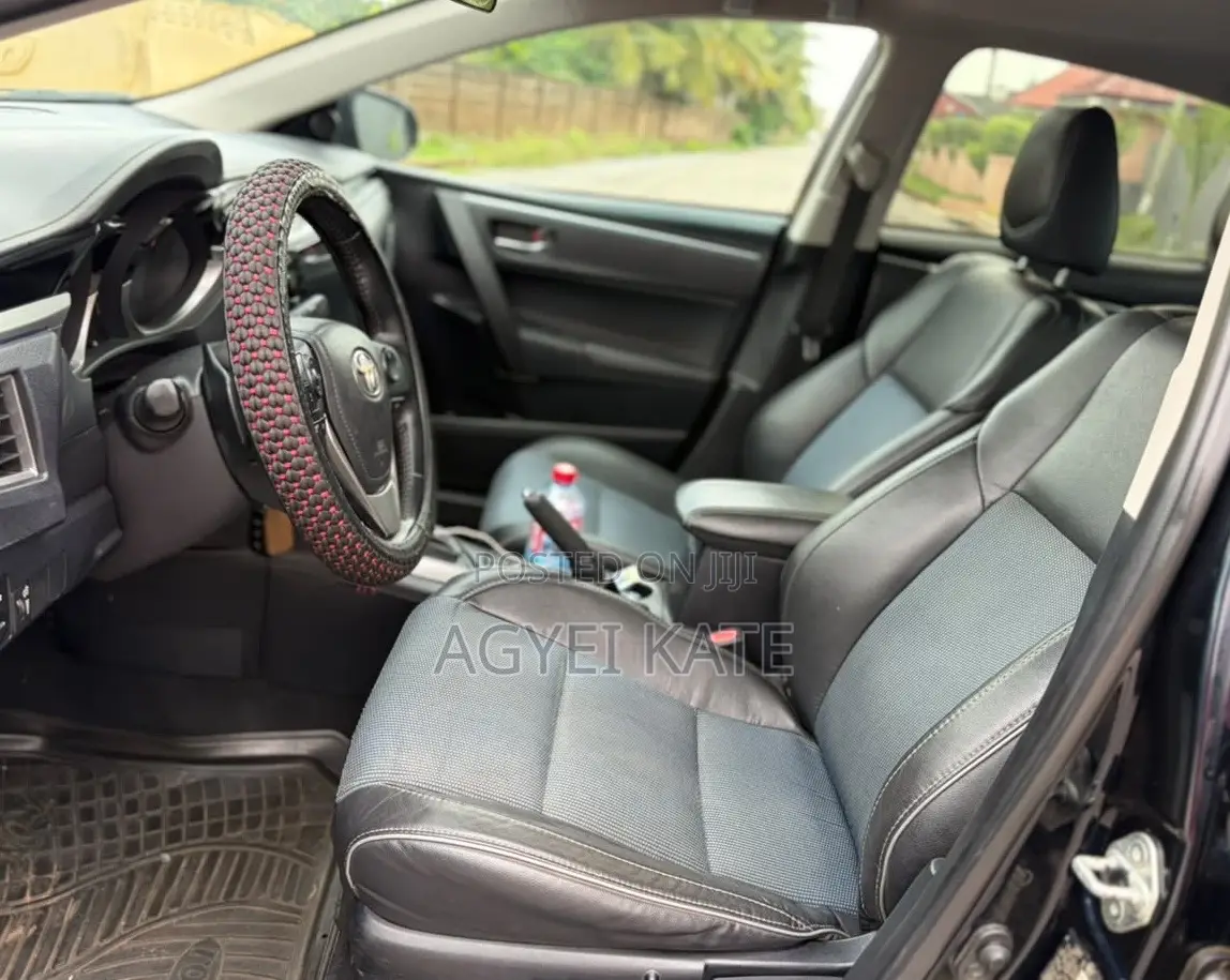 Toyota Corolla S 4dr Sedan (1.8L 4cyl CVT) 2015 Black