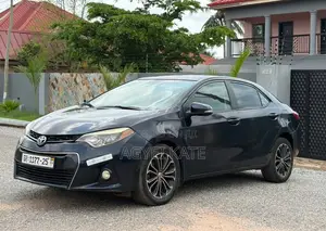 Toyota Corolla S 4dr Sedan (1.8L 4cyl CVT) 2015 Black