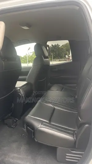 Toyota Tundra SR 2021 White