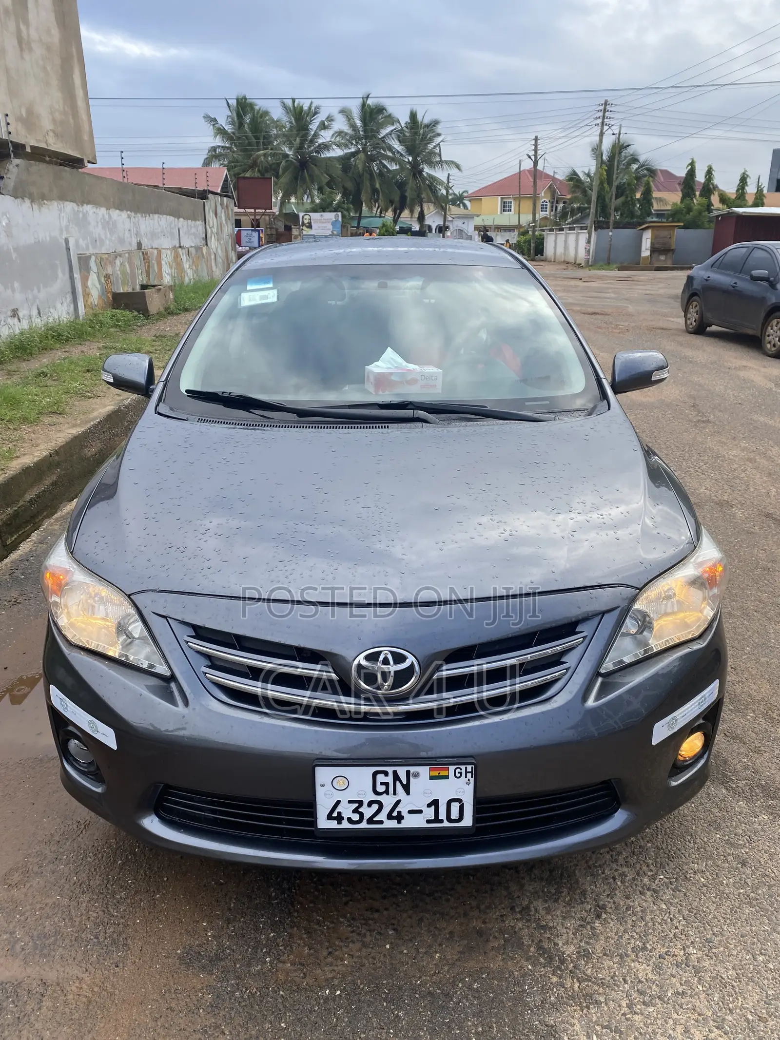 Toyota Corolla LE 4dr Sedan (1.8L 4cyl 4A) 2010 Silver