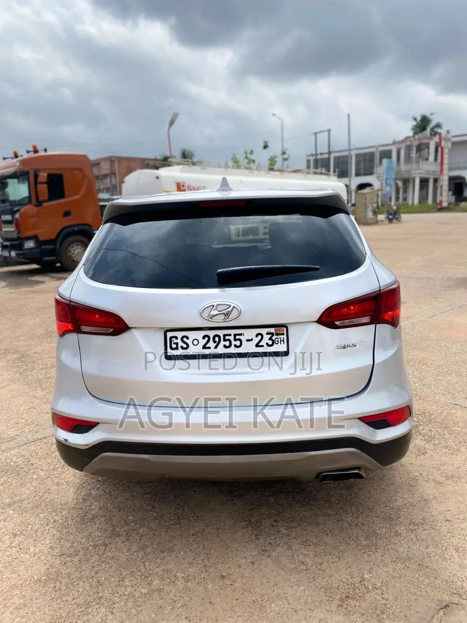 Hyundai Santa Fe 2017 Silver