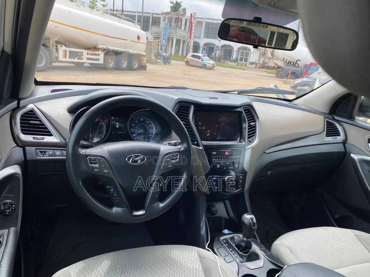 Hyundai Santa Fe 2017 Silver