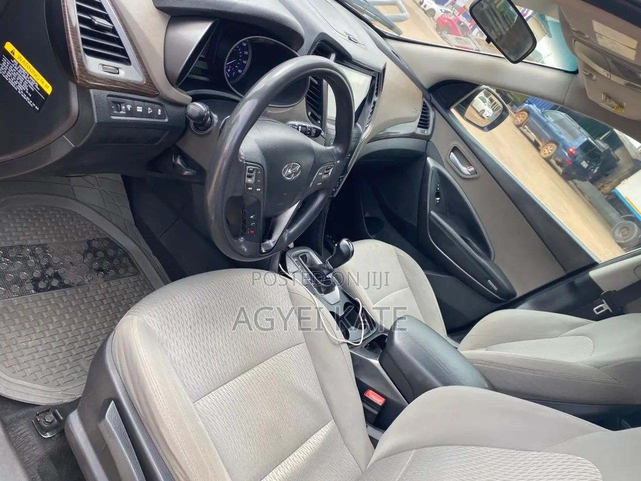 Hyundai Santa Fe 2017 Silver