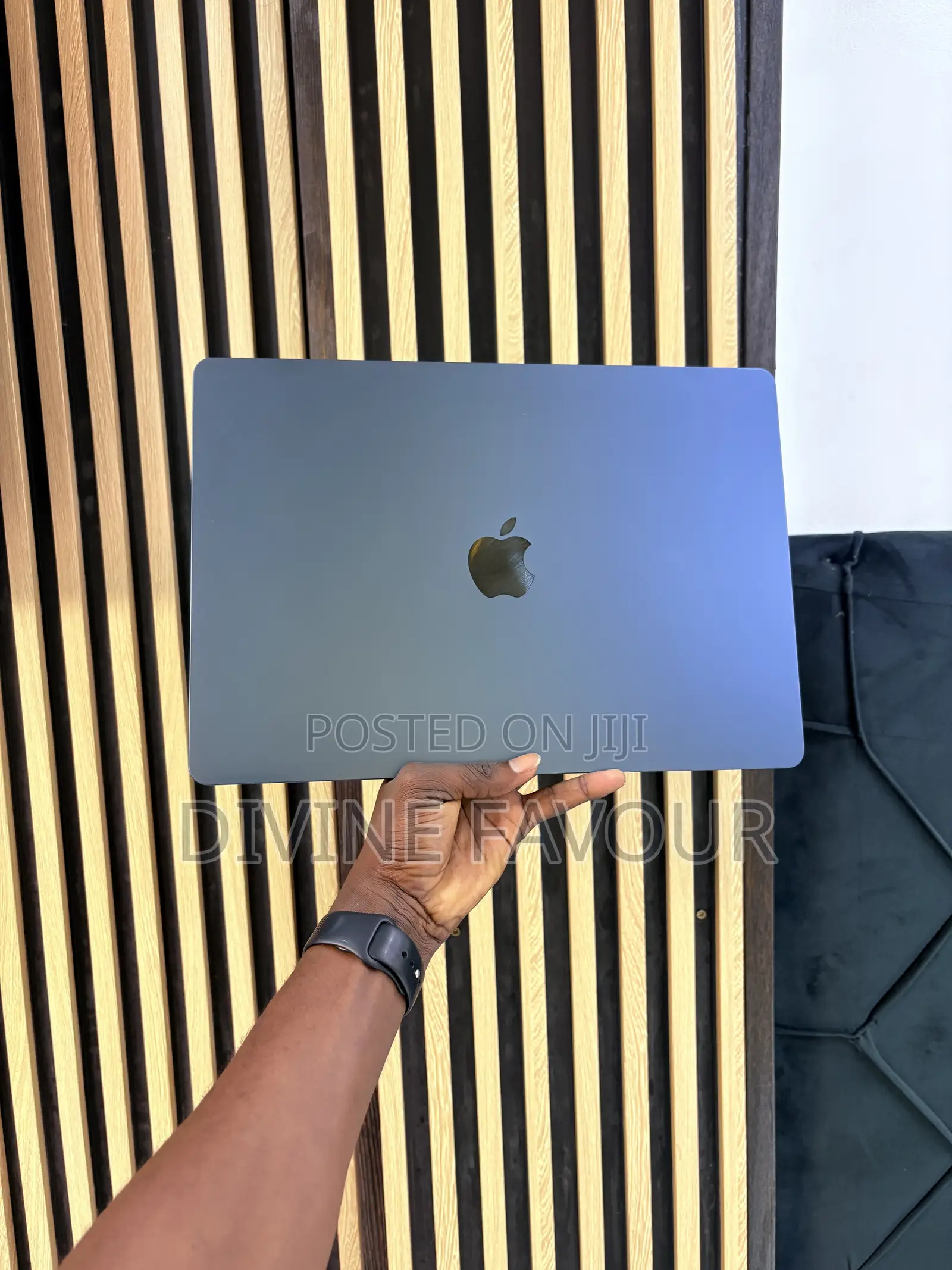 New Laptop Apple MacBook Air 2025 M4 16GB Apple M4 SSD 1T