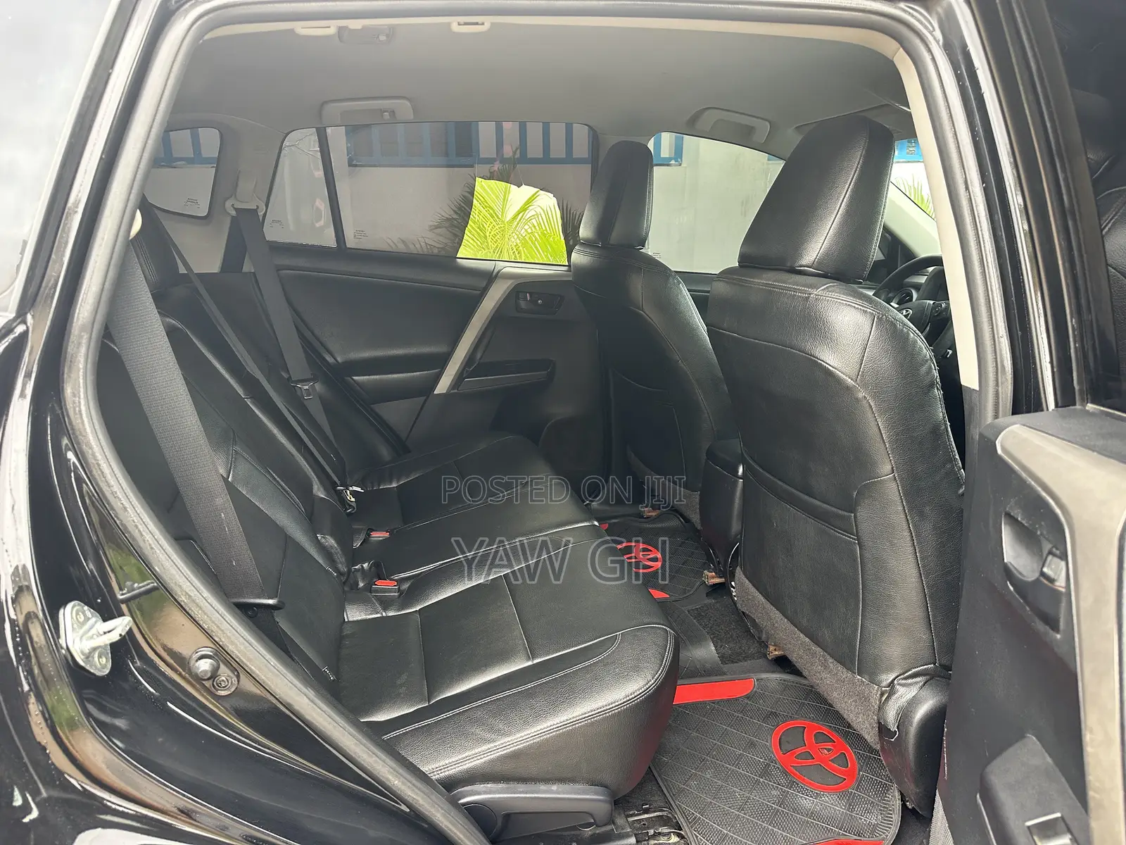 Toyota RAV4 LE 4dr SUV AWD (2.5L 4cyl 6A) 2018 Black
