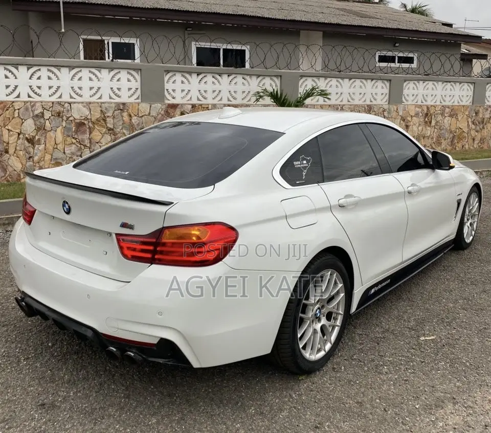 BMW M4 3.0 Convertible RWD 2016 White