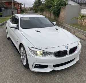 BMW M4 3.0 Convertible RWD 2016 White