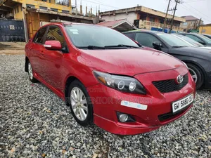 Toyota Corolla 2013 Red