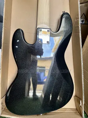 Fender 5 Strings Passive Jazz Bass Guitar ( 3 Knobs) Black