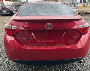 Toyota Corolla 2016 Red