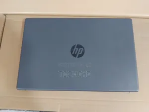 Laptop HP 250 G10 16GB Intel Core i5 SSD 512GB