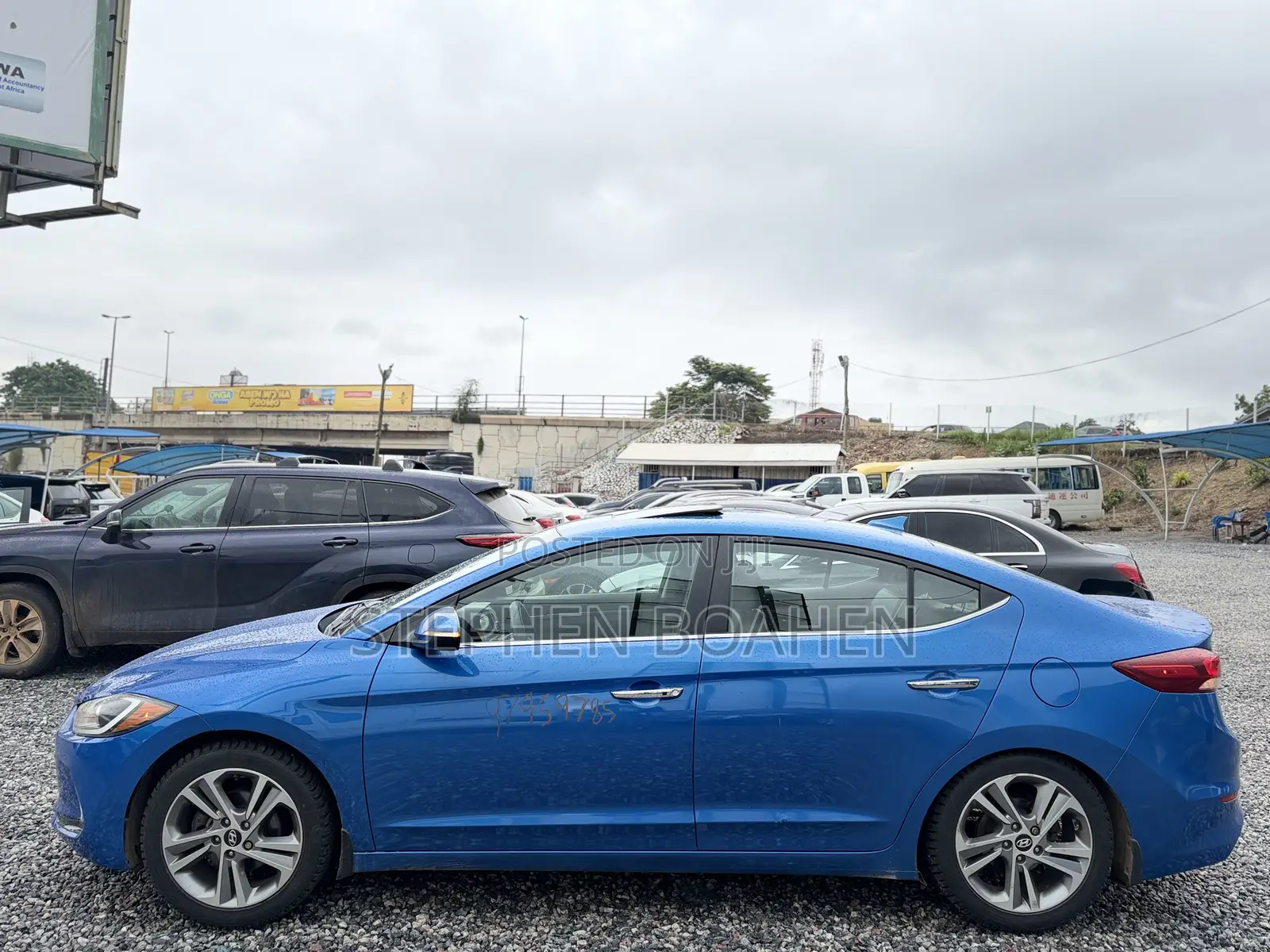Hyundai Elantra Limited Sedan FWD (2.0L 4cyl 6A) 2017 Blue