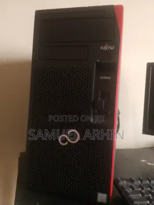 Desktop Computer Fujitsu Esprimo P557/E85+ 8GB Intel Core i5 HDD 1T