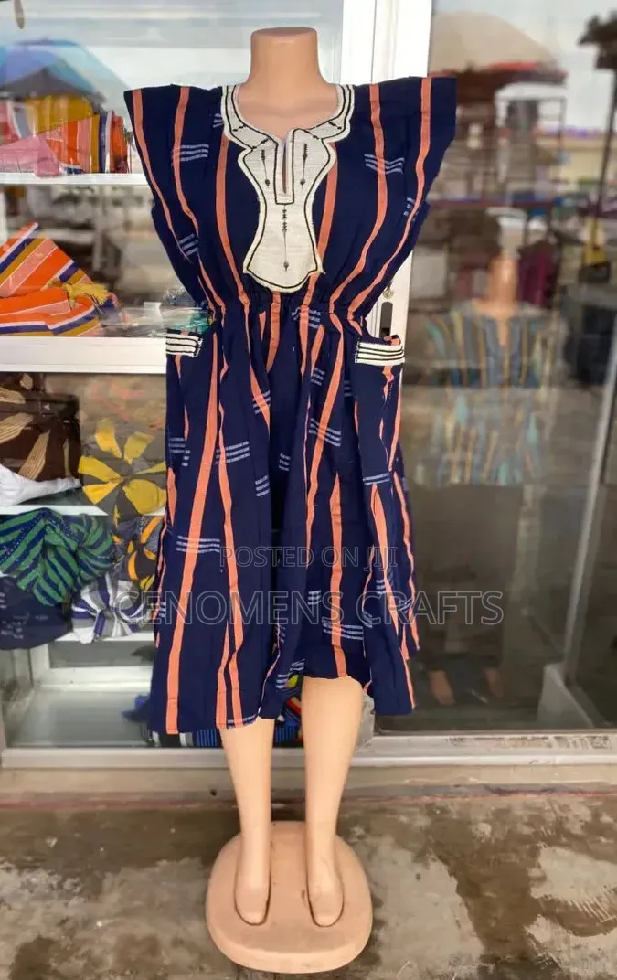 Quality Handmade Ladies And Gent Smocks