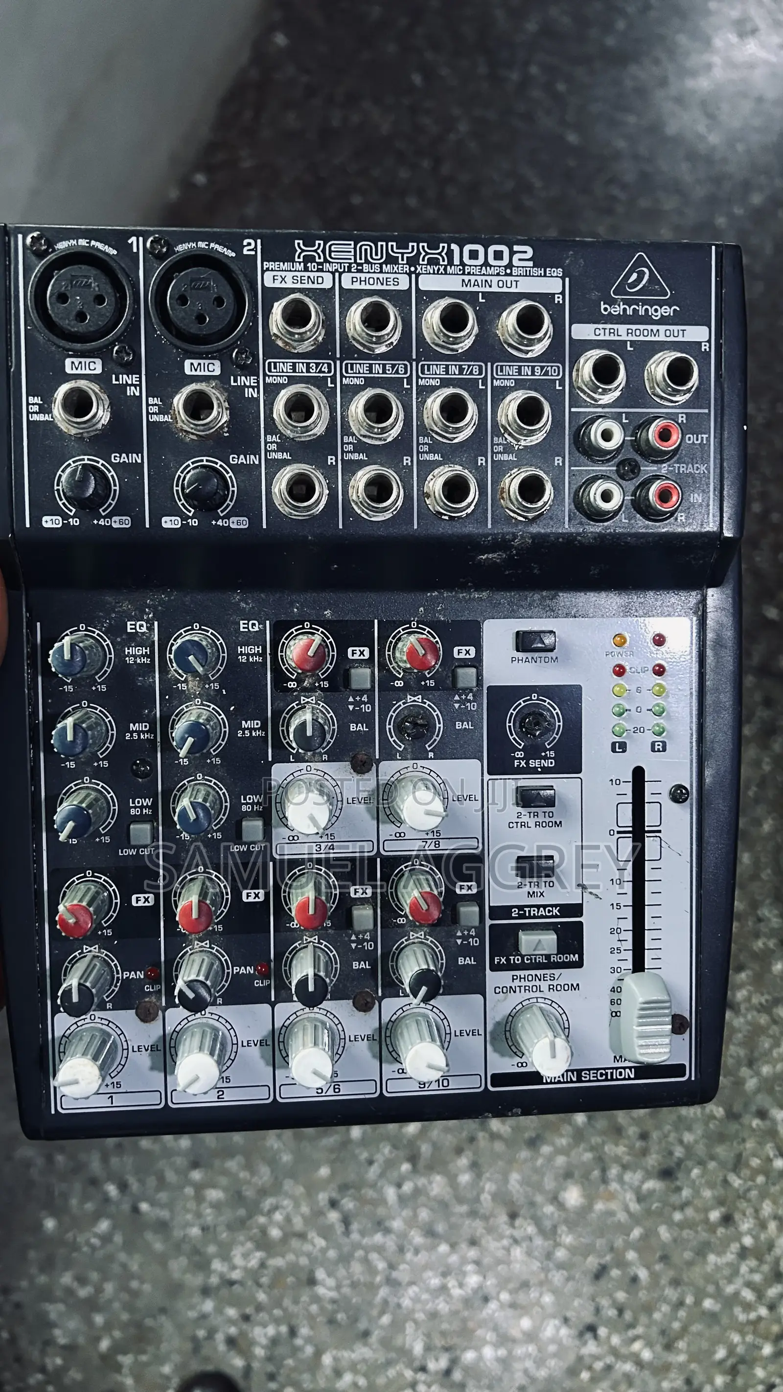 Behringer Xenyx 1002 Studio Mixer