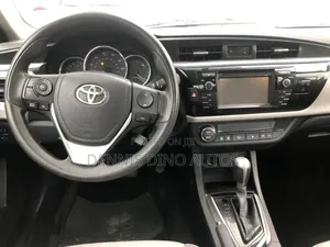 Toyota Corolla 2016 Gray