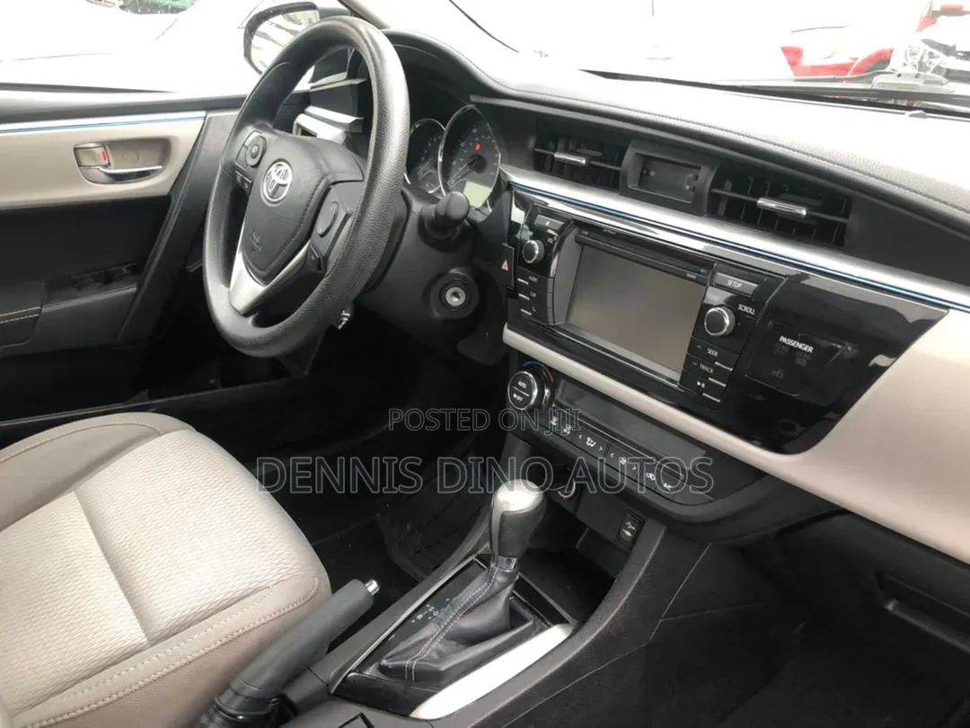 Toyota Corolla 2016 Gray