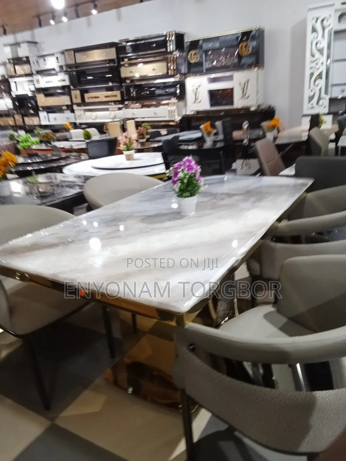 Dining Table and Chair