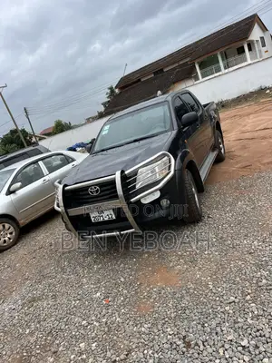 Toyota Hilux 2.5 D-4D 4X4 SRX 2012 Black