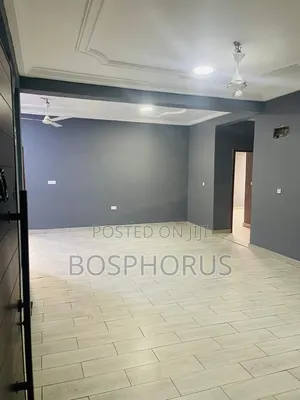 2bdrm Apartment in Lapaz Racecourse, Nyanmekye for rent