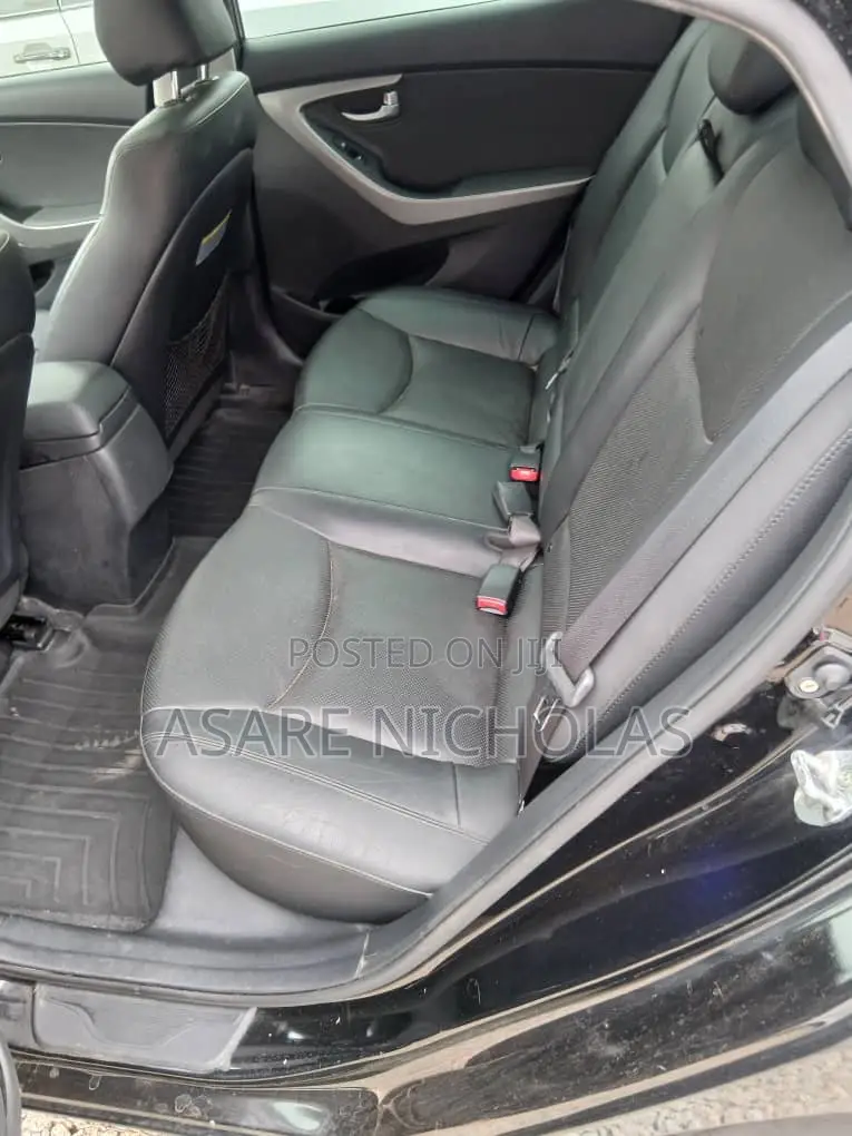Hyundai Elantra 2016 Black
