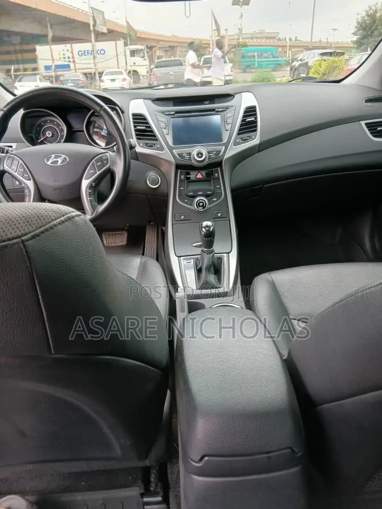 Hyundai Elantra 2016 Black