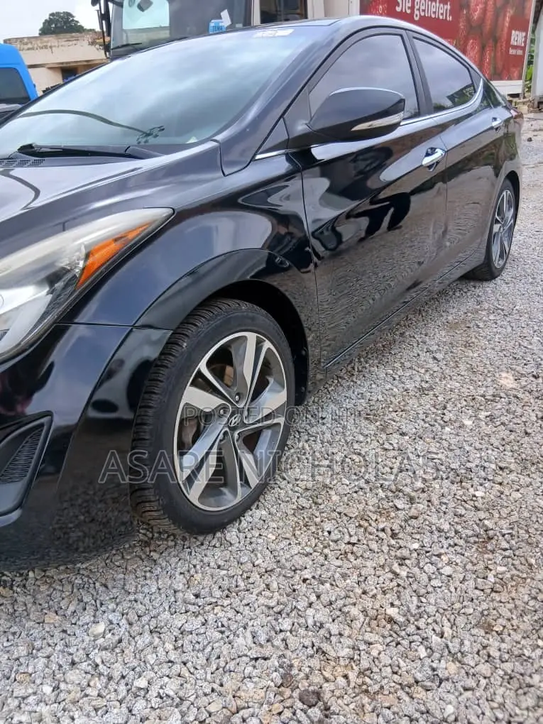 Hyundai Elantra 2016 Black