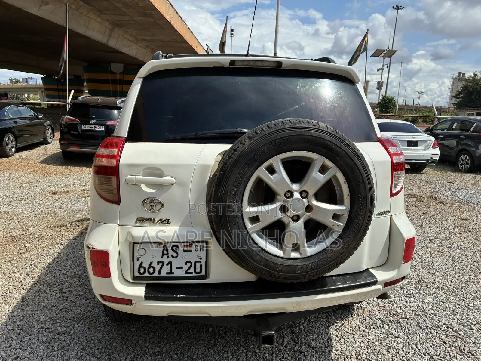 Toyota RAV4 2010 White