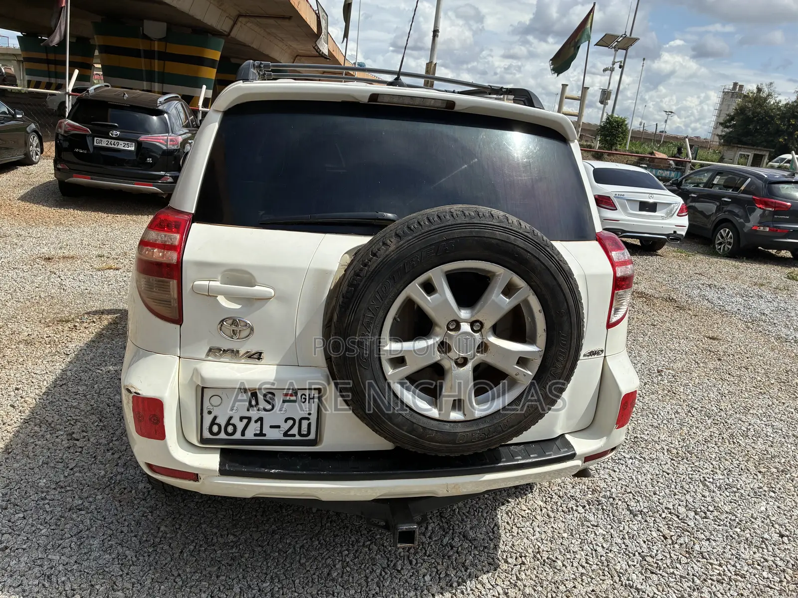 Toyota RAV4 2010 White