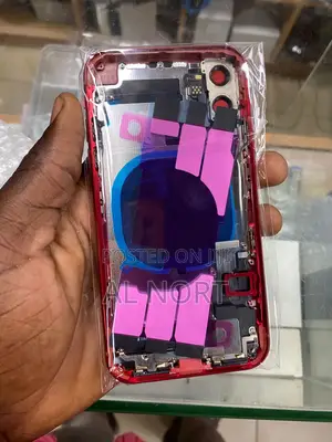 iPhone 11 Rear Housing Frame With Wireless Charging Flex