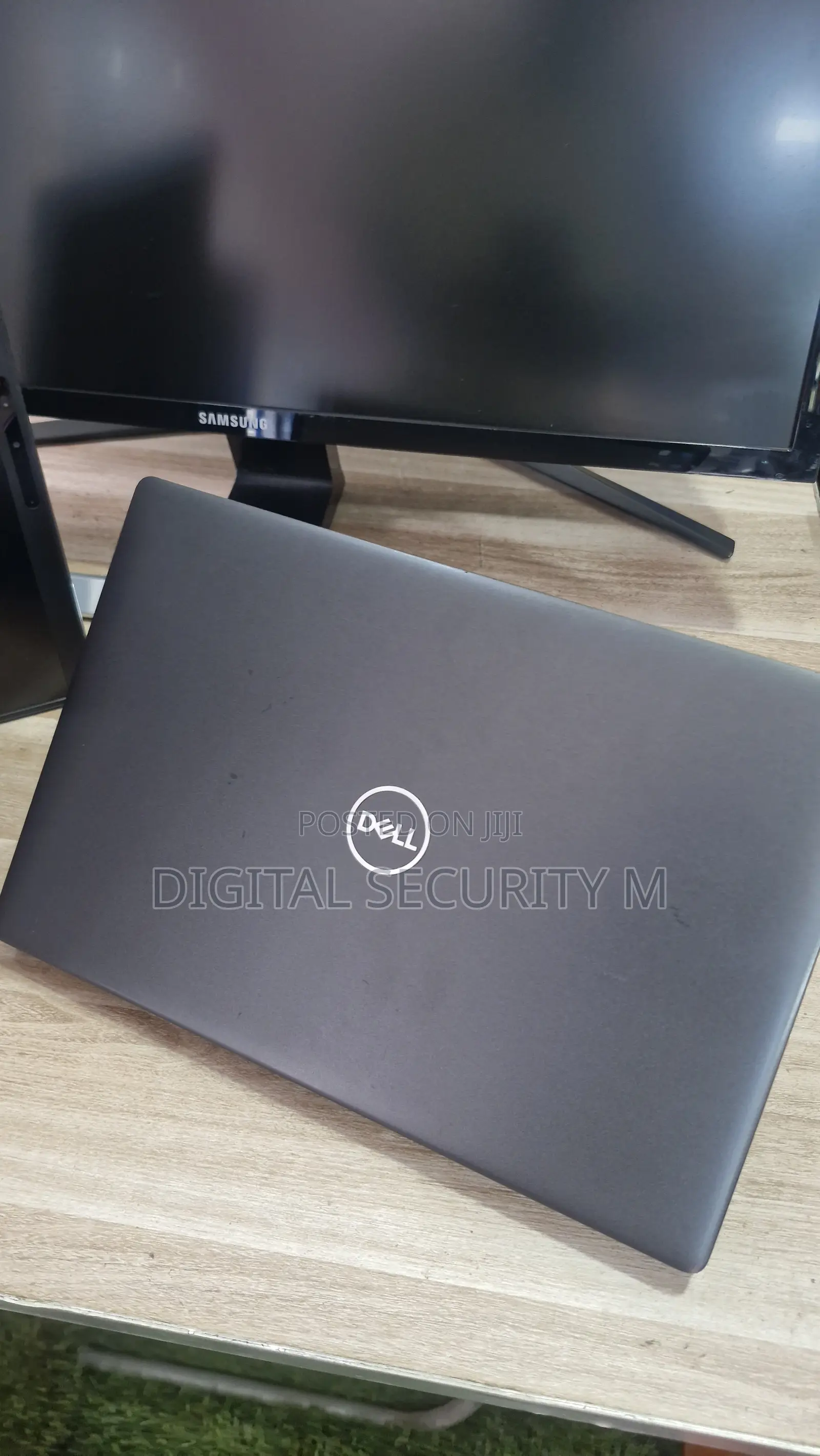 Laptop Dell Latitude 5400 8GB Intel Core i5 SSD 256GB