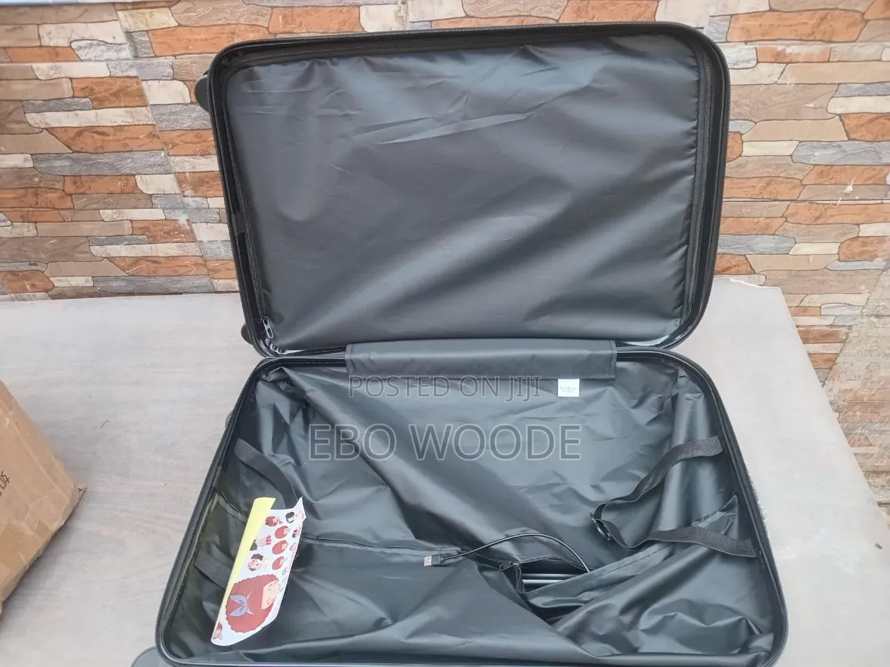 Quality 28 Inches Traveller